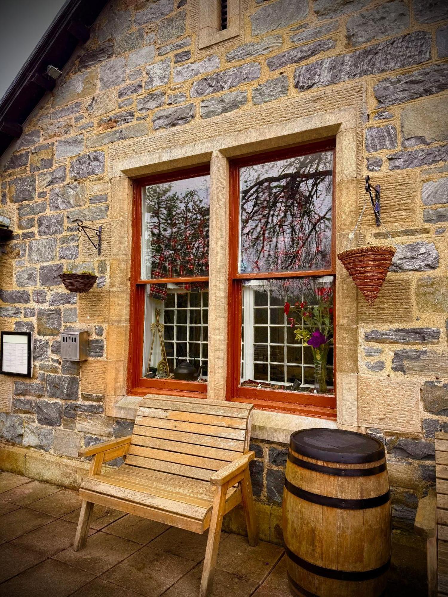 Loch Ness Lodge Hotel Drumnadrochit Exterior photo