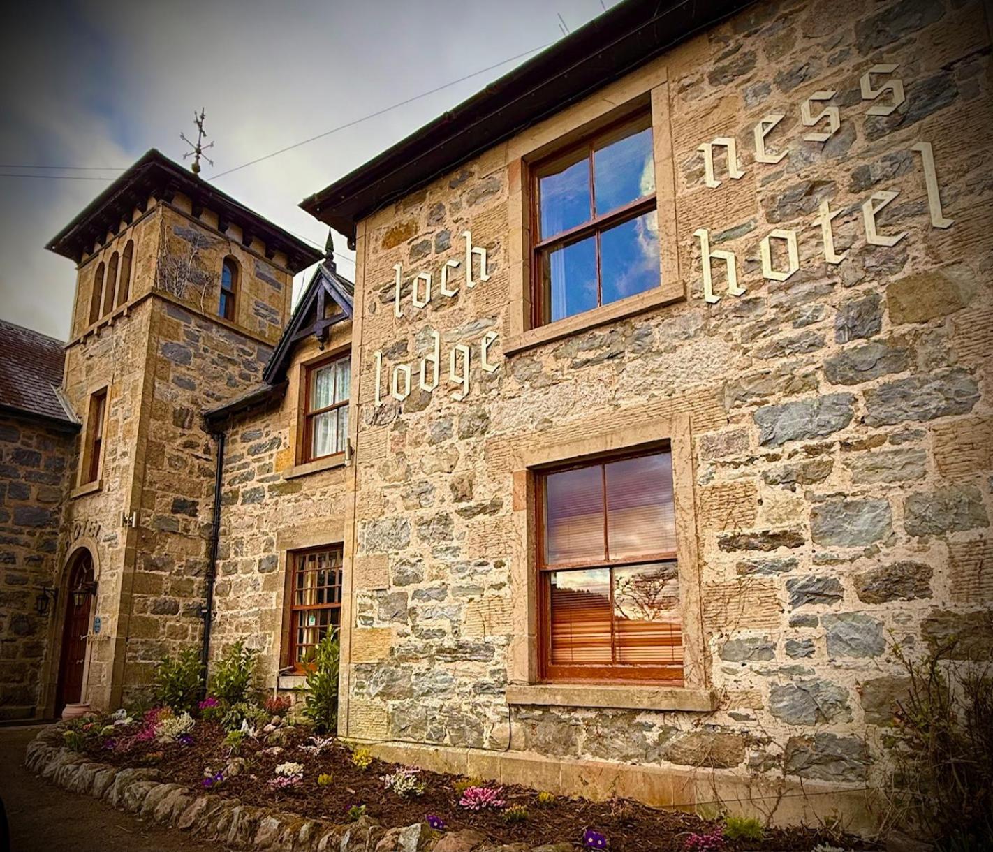 Loch Ness Lodge Hotel Drumnadrochit Exterior photo